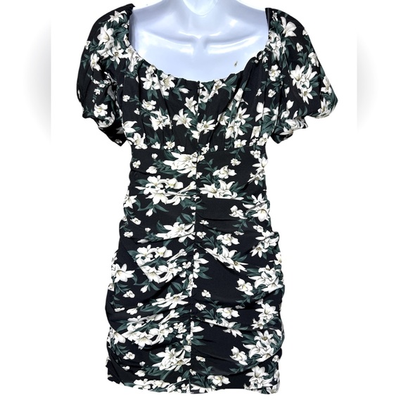 HELLO MOLLY Black Ruched Off-Shoulder Puff Sleeve Mini Dress - Picture 3 of 5